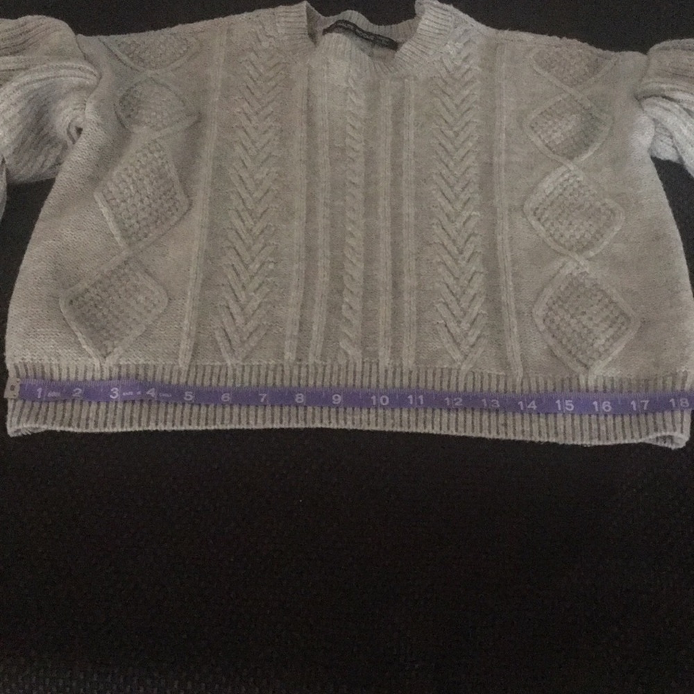 Haute Rogue Ruffle Sleeve Cable Knit Sweater Small - Picture 5 of 15